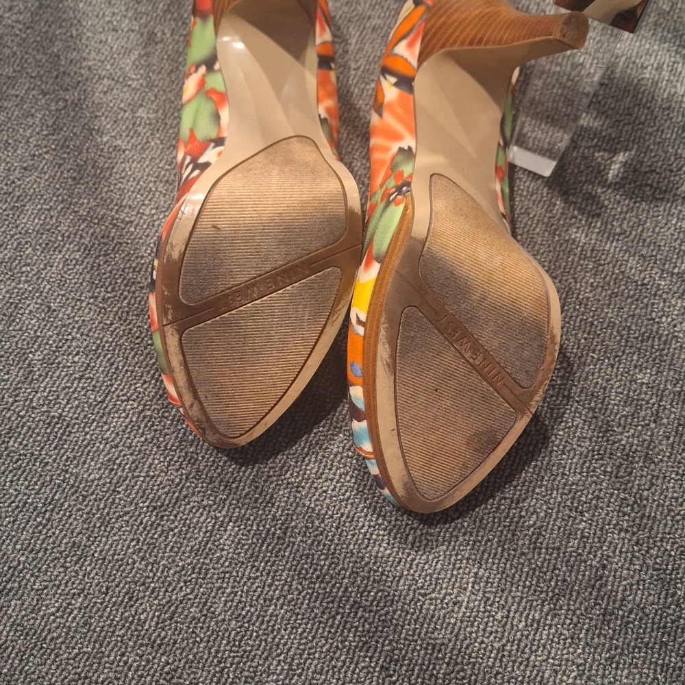 Womens shoes